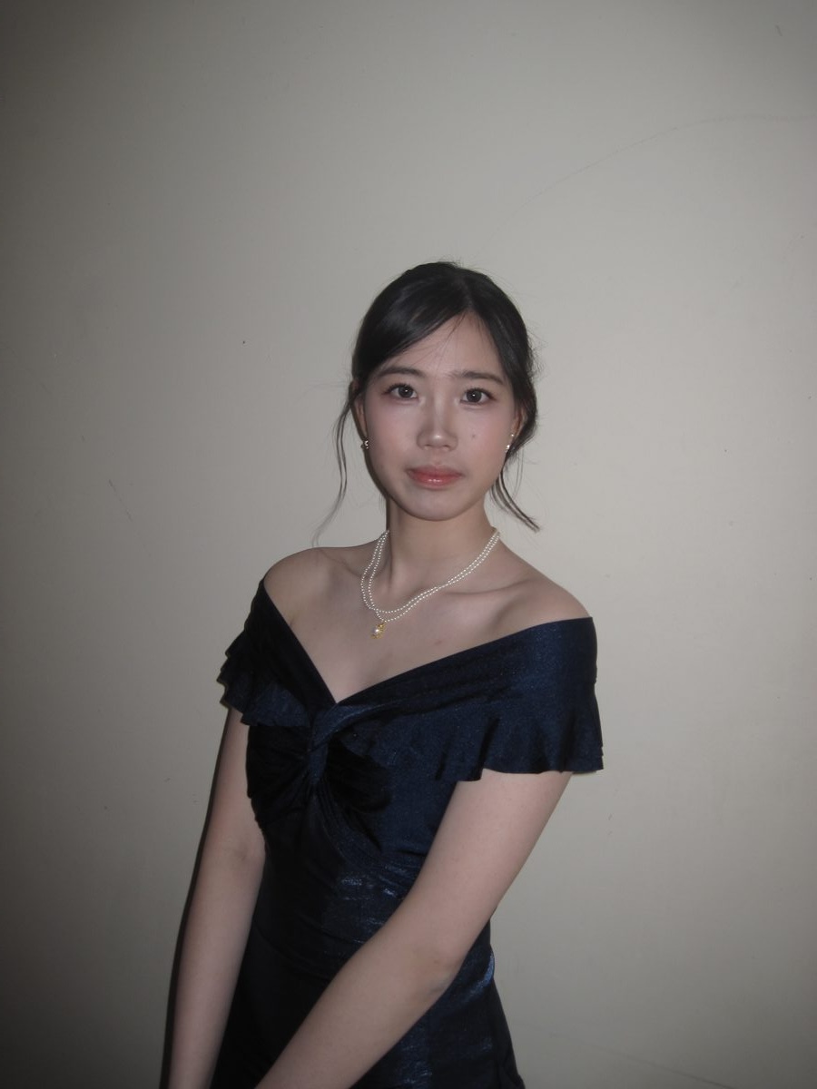 Client 4 prom look